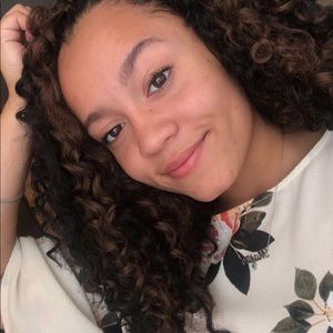 Meet your Posher, Kaylah